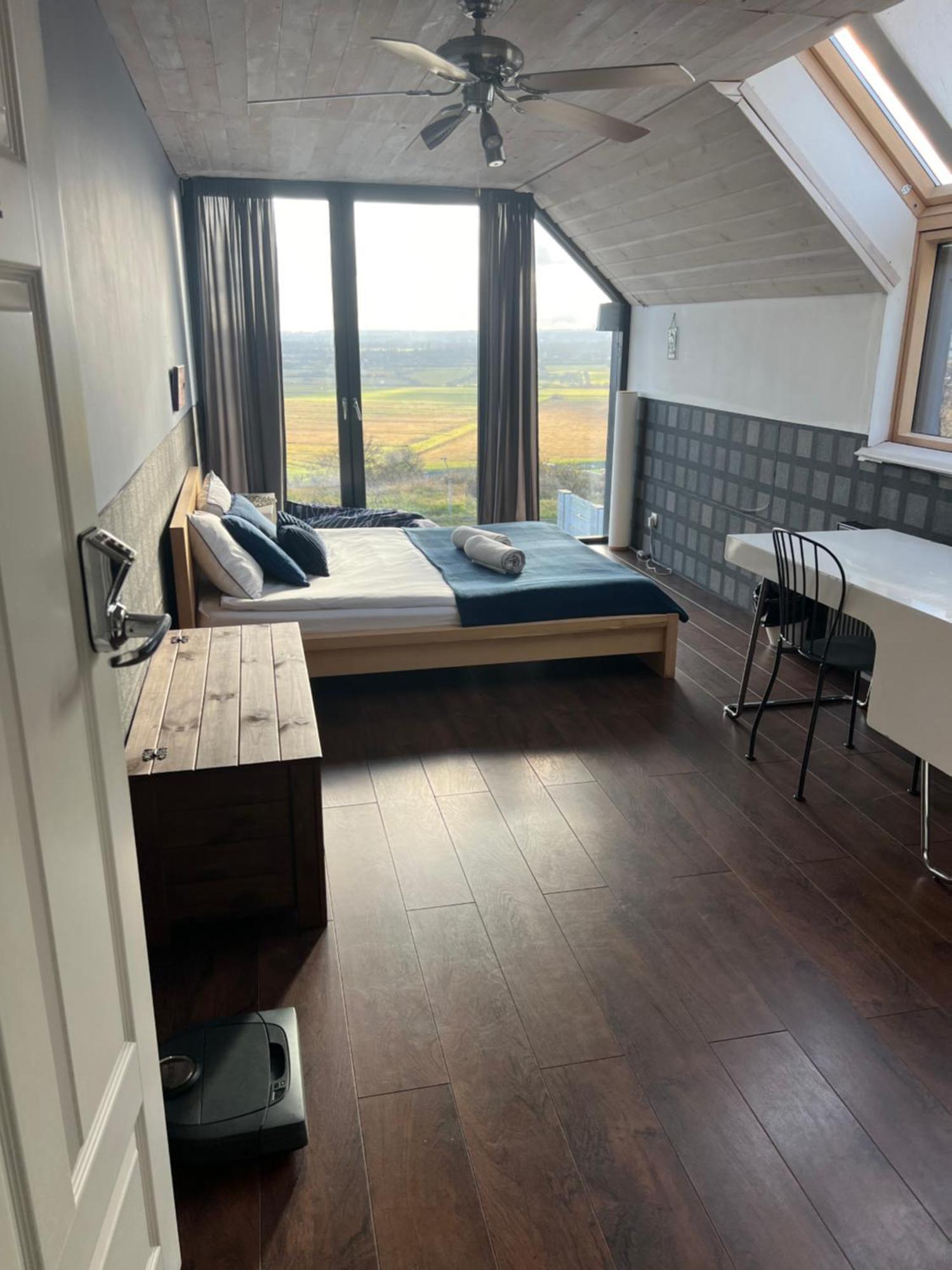 House Of Freedom With Sea View Sauna And Jacuzzi Oslonino 외부 사진